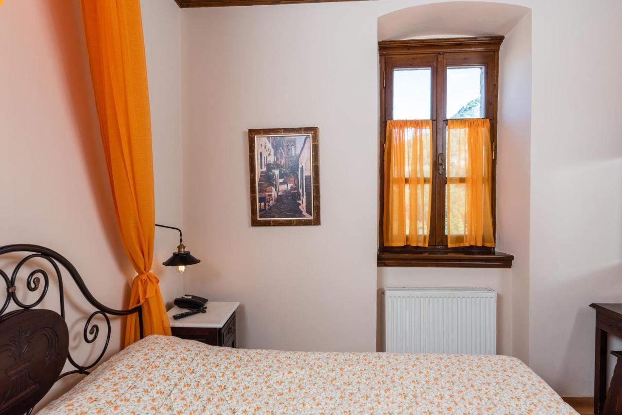 Kaza Guesthouse 蒂米萨那 外观 照片